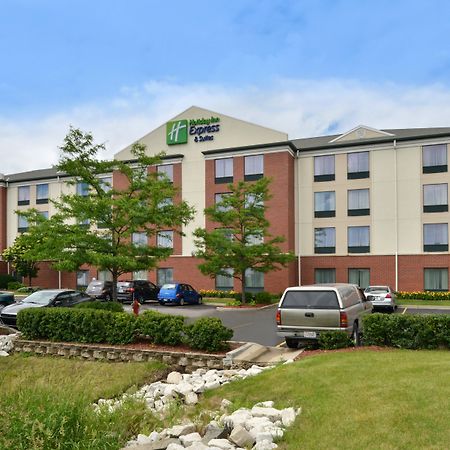 Holiday Inn Express Hotel & Suites Milwaukee-New Berlin By Ihg Eksteriør billede