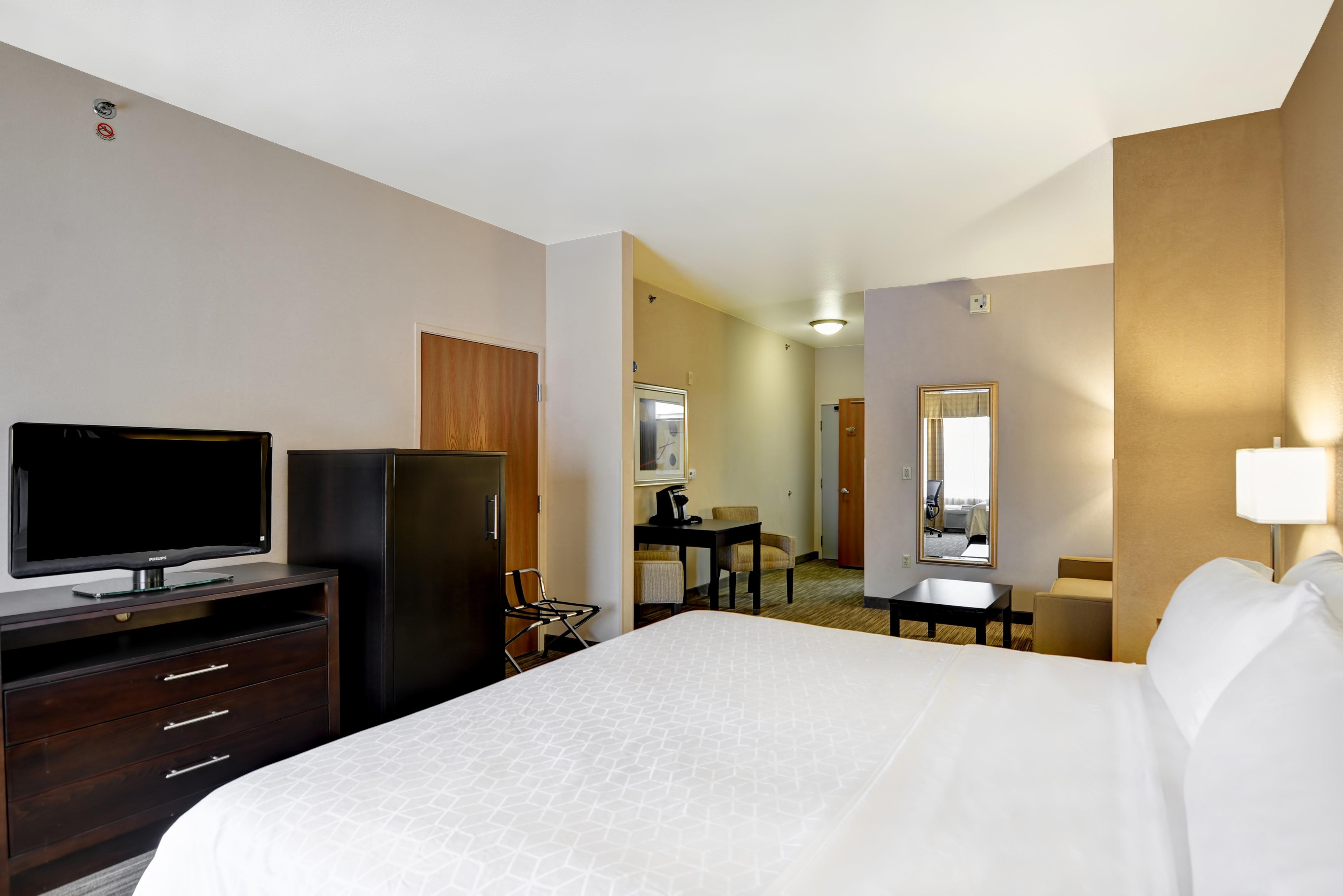 Holiday Inn Express Hotel & Suites Milwaukee-New Berlin By Ihg Eksteriør billede