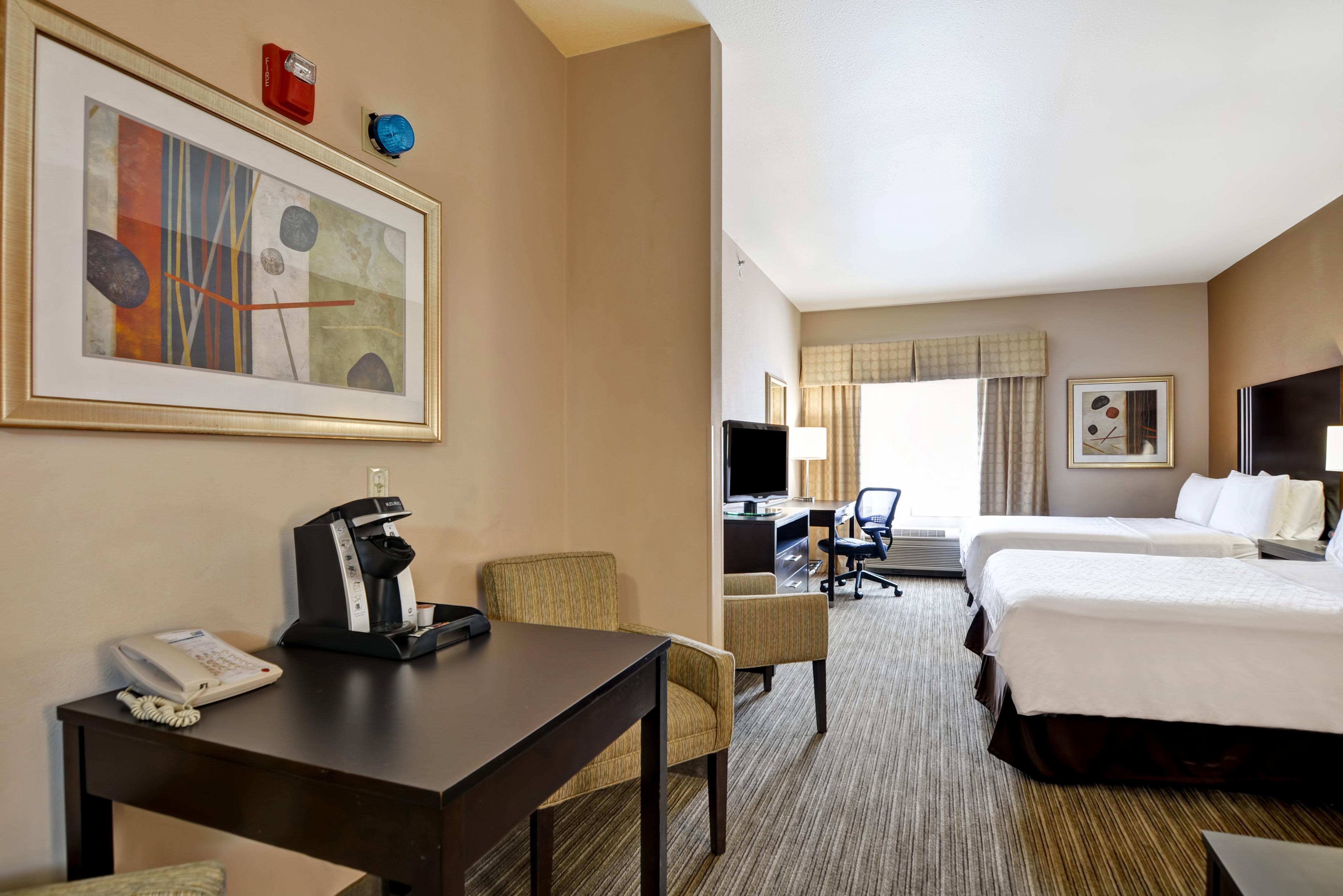 Holiday Inn Express Hotel & Suites Milwaukee-New Berlin By Ihg Eksteriør billede