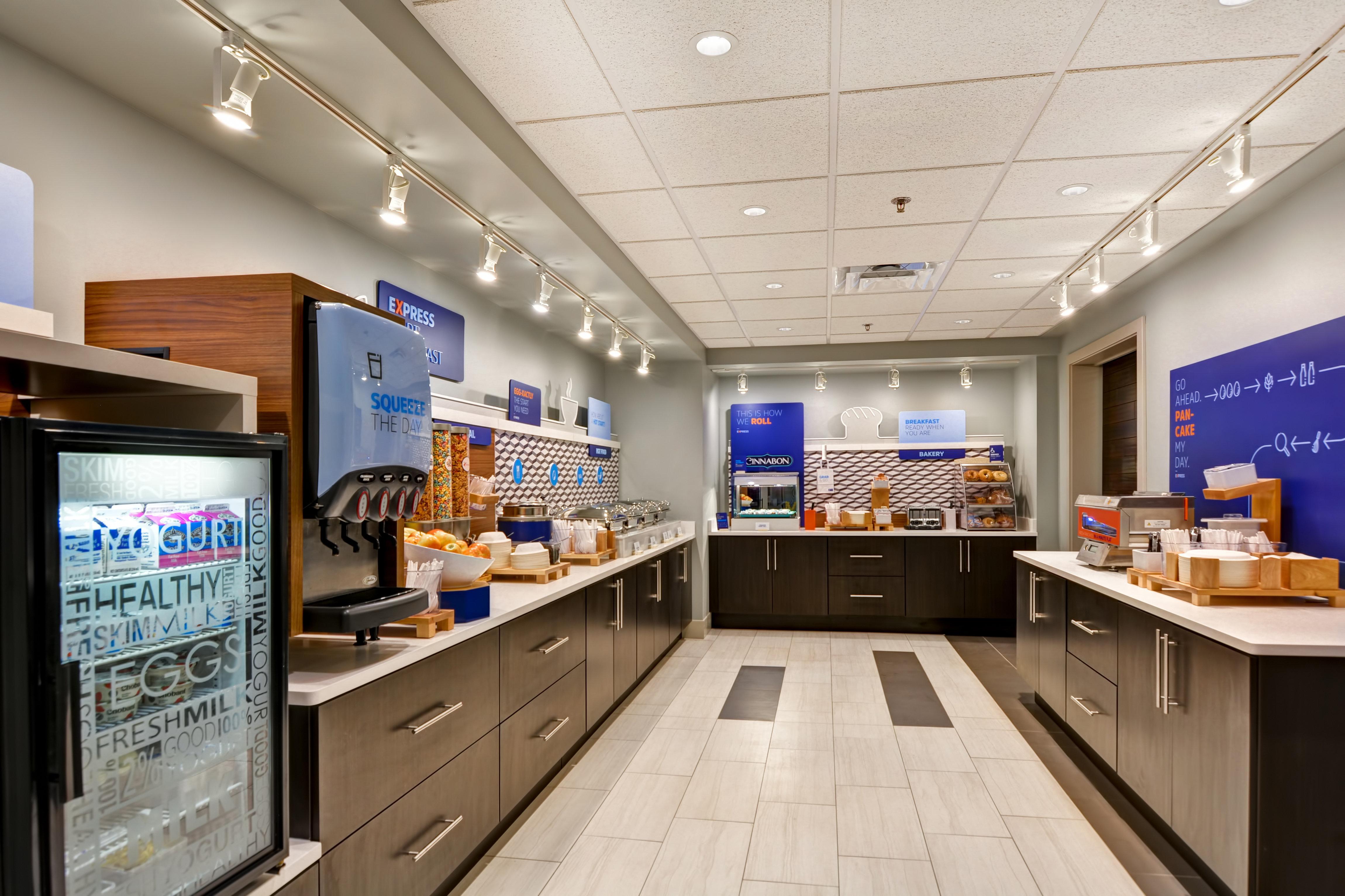 Holiday Inn Express Hotel & Suites Milwaukee-New Berlin By Ihg Eksteriør billede