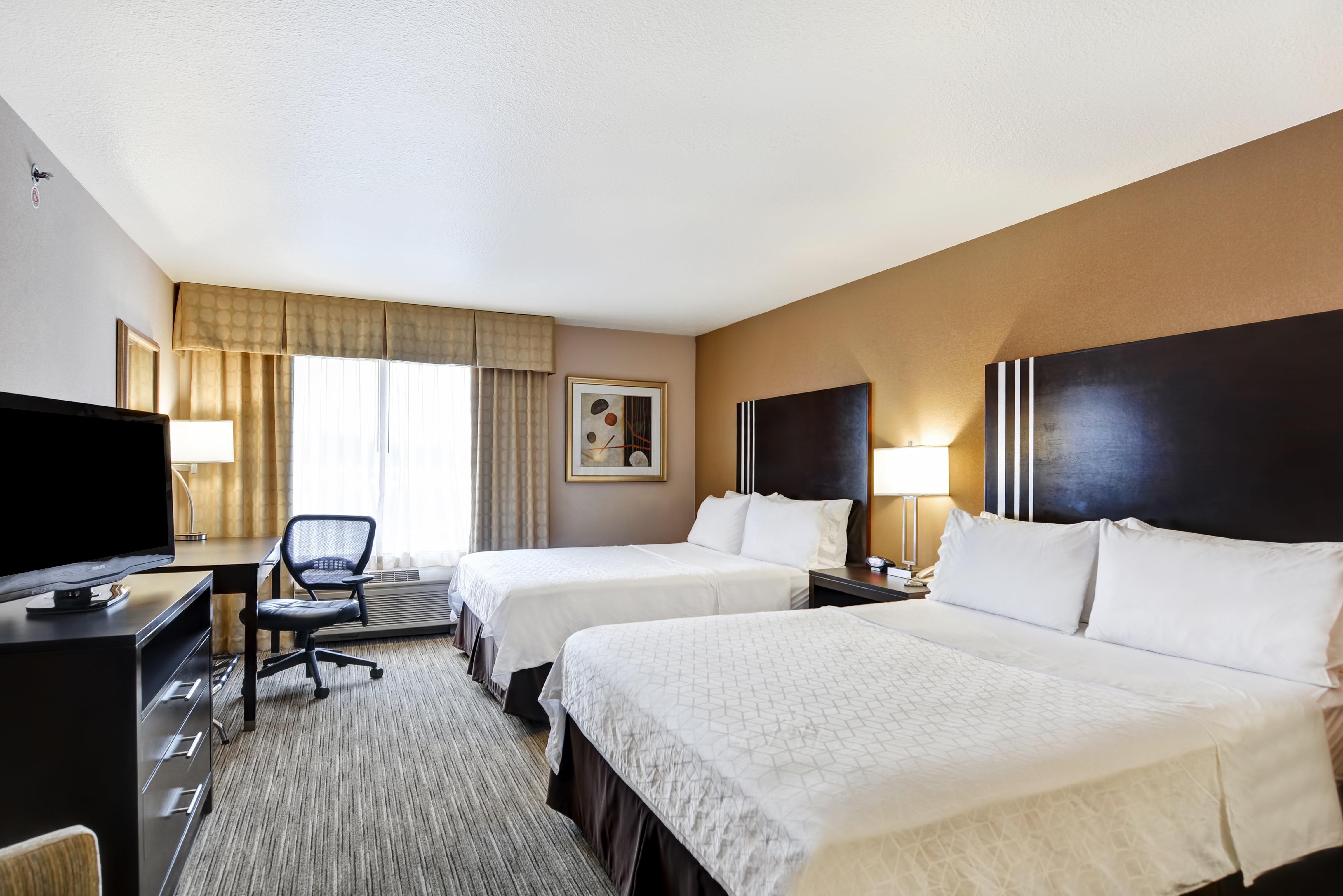 Holiday Inn Express Hotel & Suites Milwaukee-New Berlin By Ihg Eksteriør billede