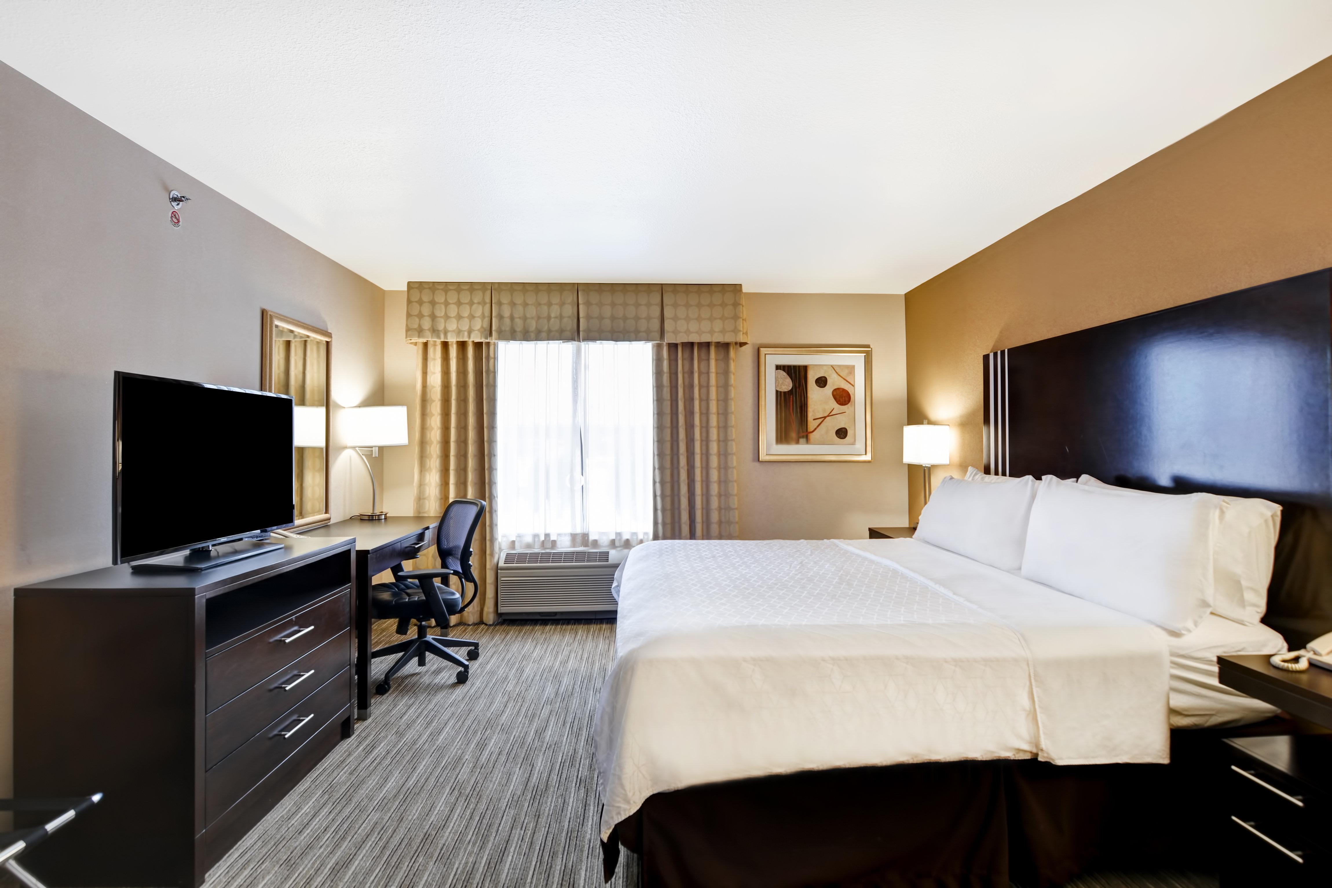 Holiday Inn Express Hotel & Suites Milwaukee-New Berlin By Ihg Eksteriør billede