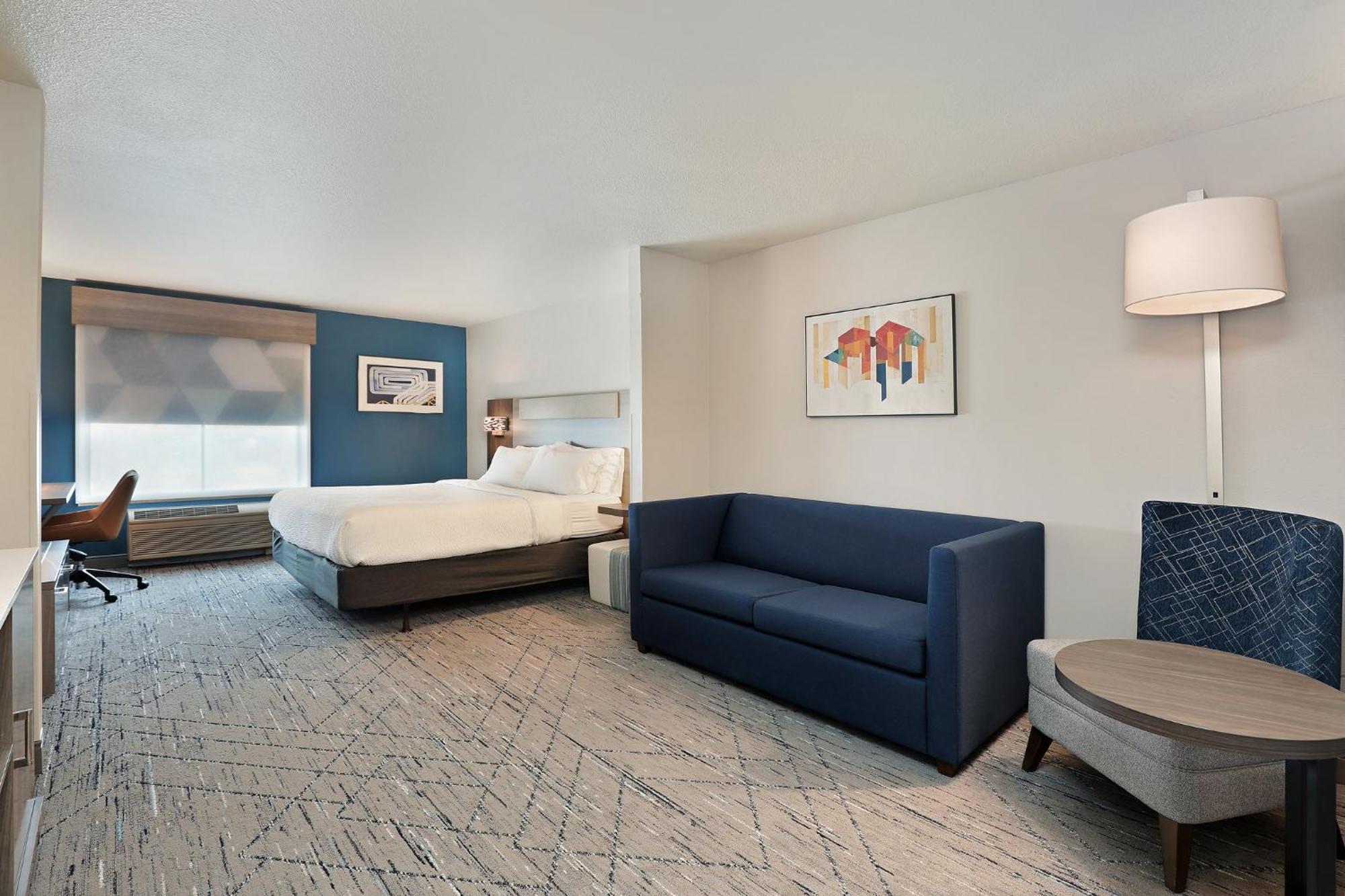 Holiday Inn Express Hotel & Suites Milwaukee-New Berlin By Ihg Eksteriør billede
